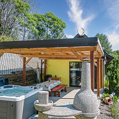 Ladybug House With Whirlpool - Happy Rentals Fokovci Exteriör bild