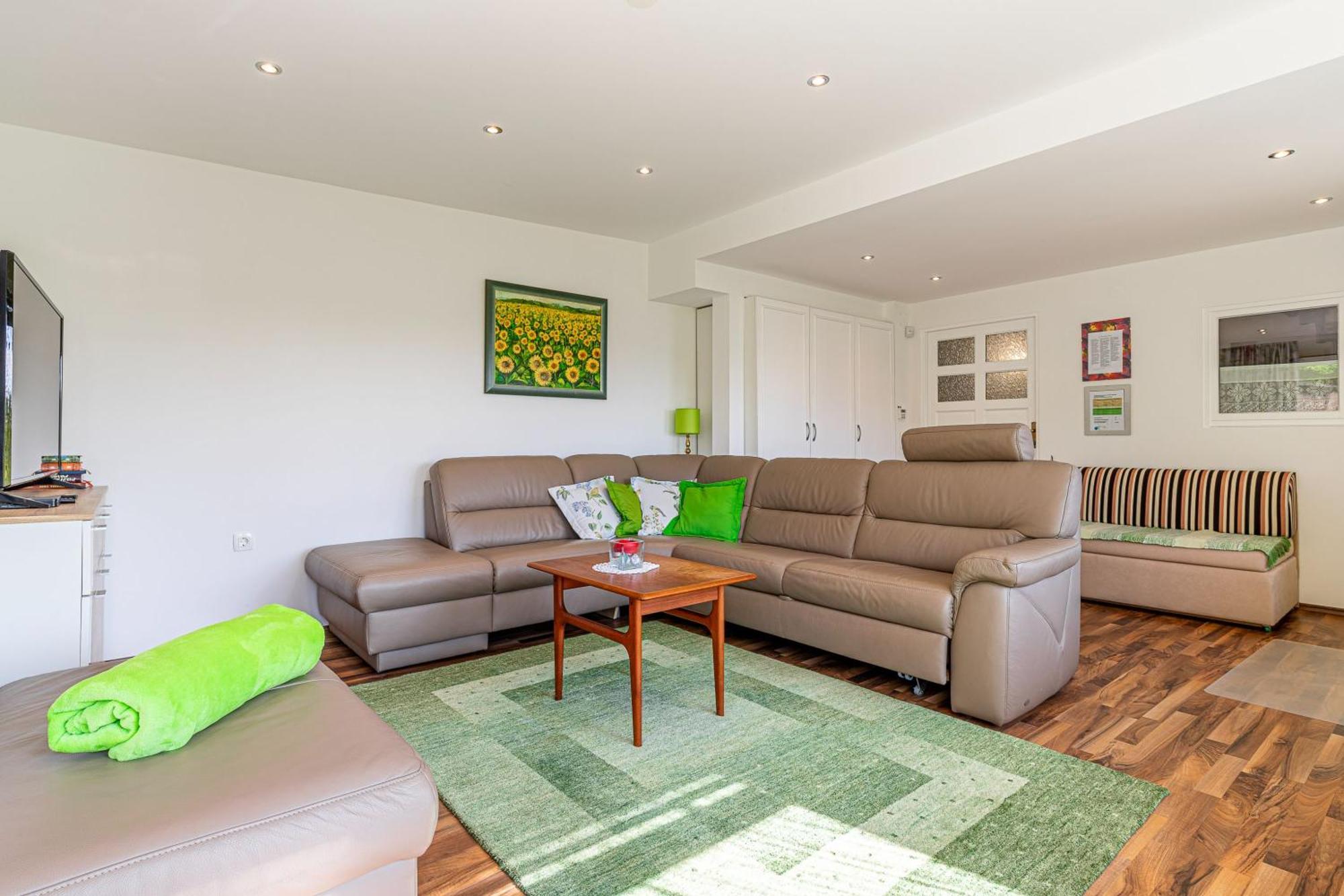 Ladybug House With Whirlpool - Happy Rentals Fokovci Exteriör bild